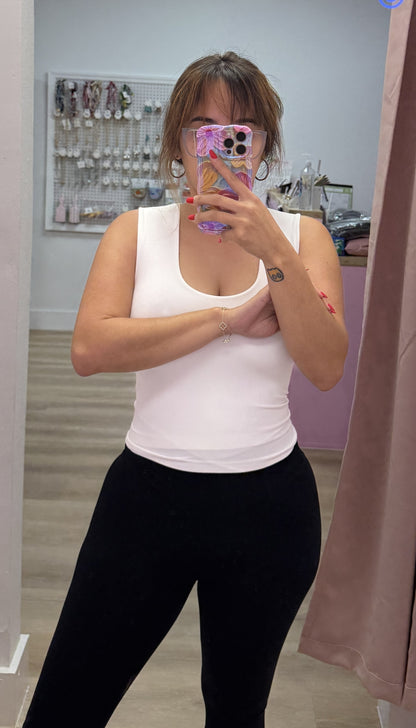 Raya - Sleeveless Top
