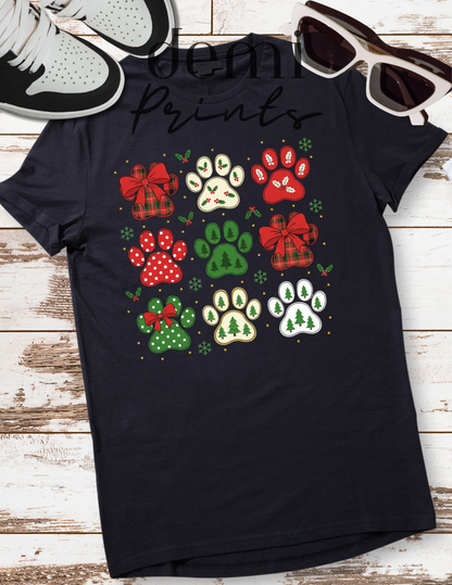Christmas Paws - Graphic t-shirt