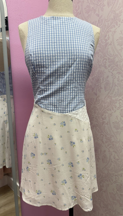 Patchy Flowers - Mini Dress