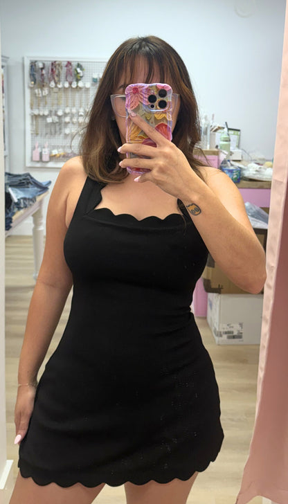 Charlotte - Scalloped Dress