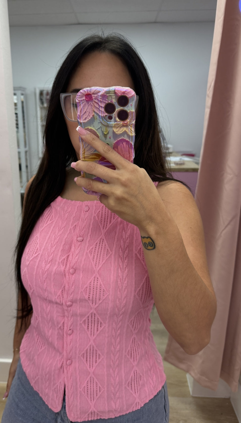 Zoelle - Sleeveless Top