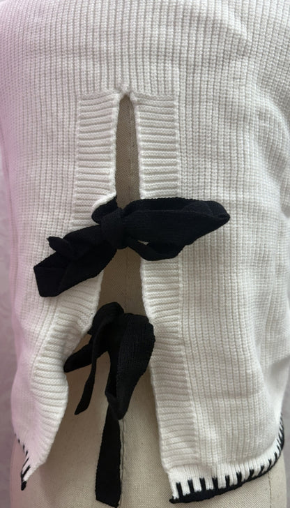 Preppy Knot - Sweater Vest