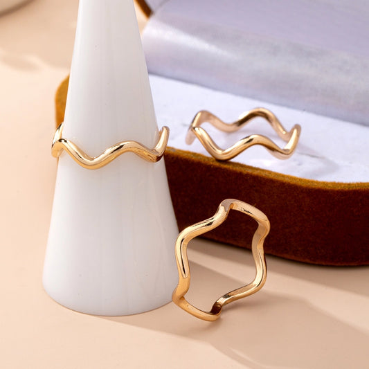 Wavy Knot Gold Rings