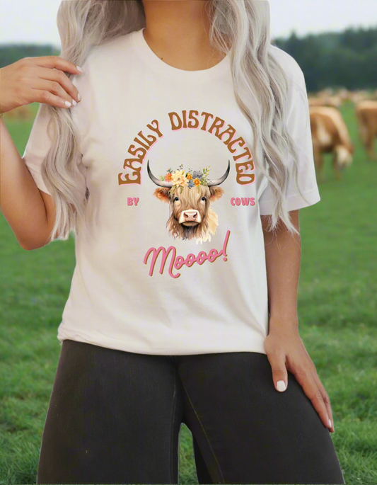 Easily distracted by cows - Graphic t-shirt